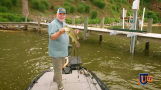 How to Fish Docks for Bass - Pete Gluszek